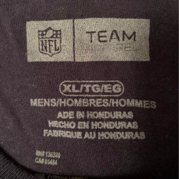 NFL New England Patriots Julian Edelman T-Shirt (NWT) - Picture 3 of 3